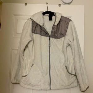 Cozy North Face white with gray trim and hood!